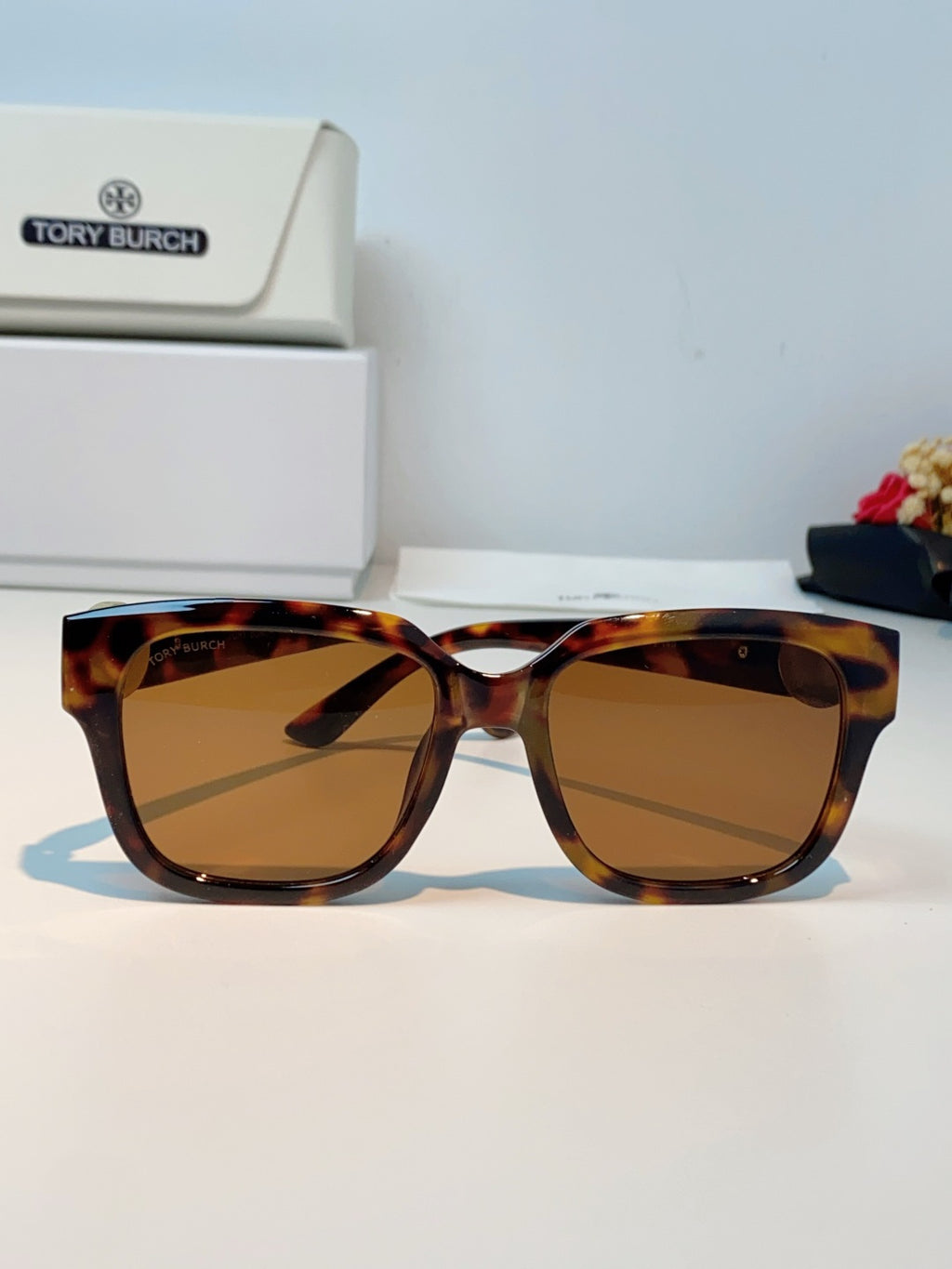 Burberry Oversized Brown Lens Sunglasses for Women - 432481 - detail image 2