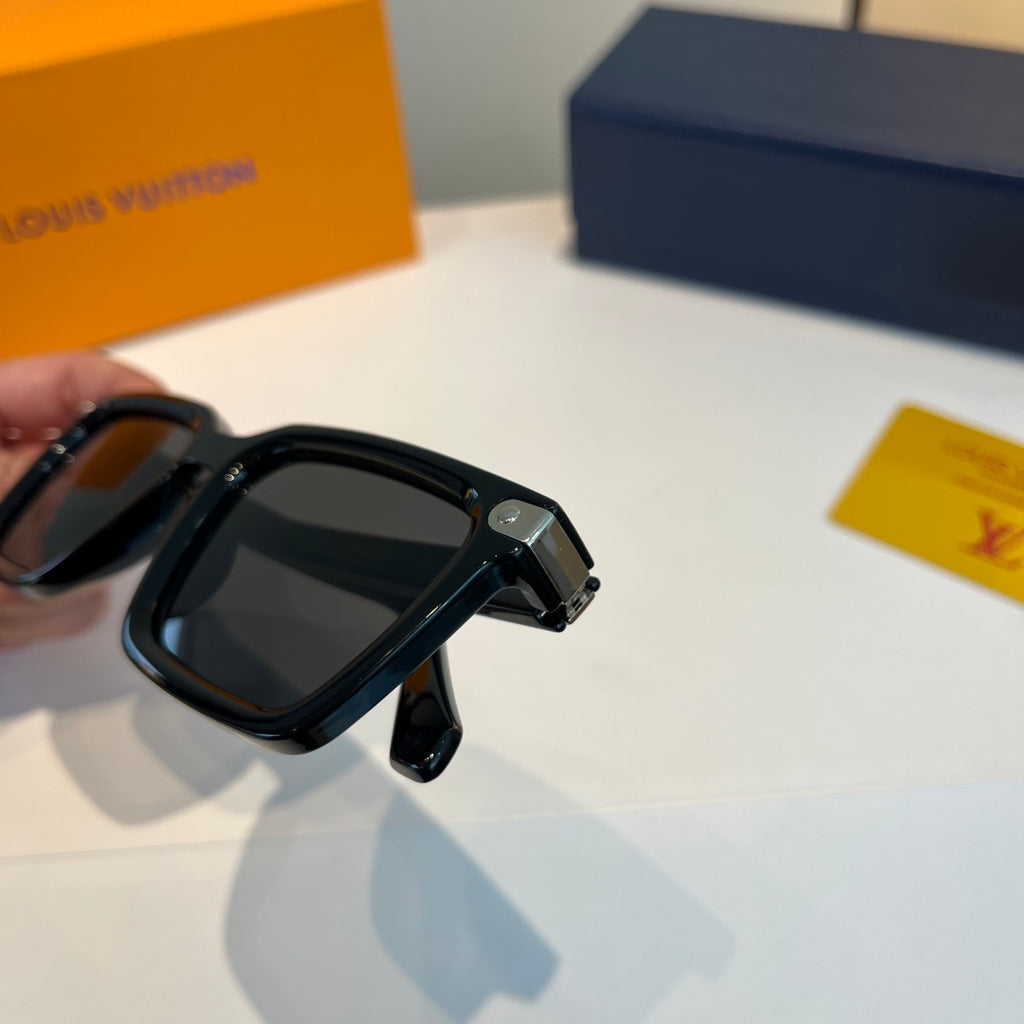 Louis Vuitton Fashion Black Lens Sunglasses for Men & Women - 431259 - detail image 8