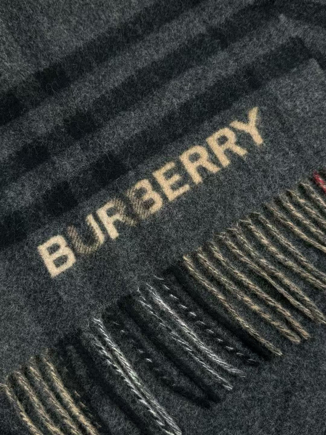 Burberry 30X168 Fashion Black Lens Sunglasses for Men & Women - 867204 - detail image 3