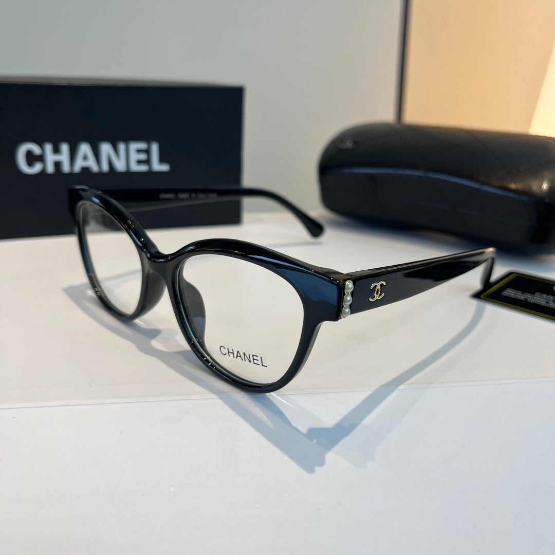 Chanel Fashion Black Lens Sunglasses for Men & Women - 431558 - detail image 3