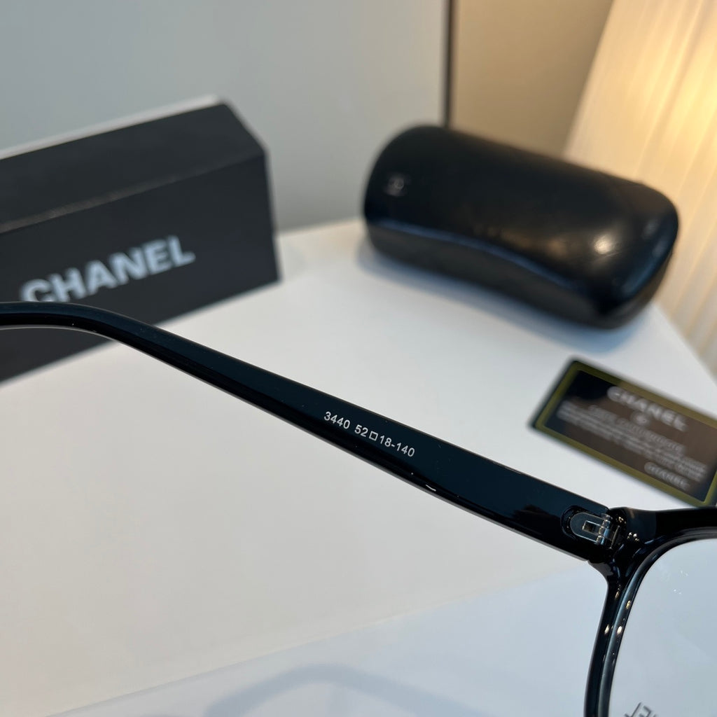 Chanel Fashion Black Lens Sunglasses for Men & Women - 431558 - detail image 8