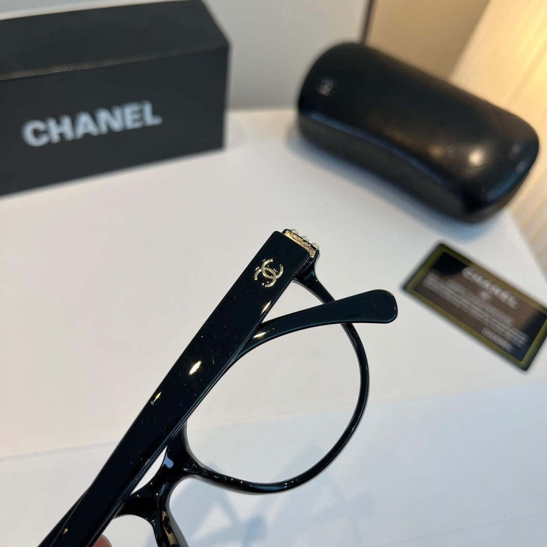 Chanel Fashion Black Lens Sunglasses for Men & Women - 431558 - detail image 6