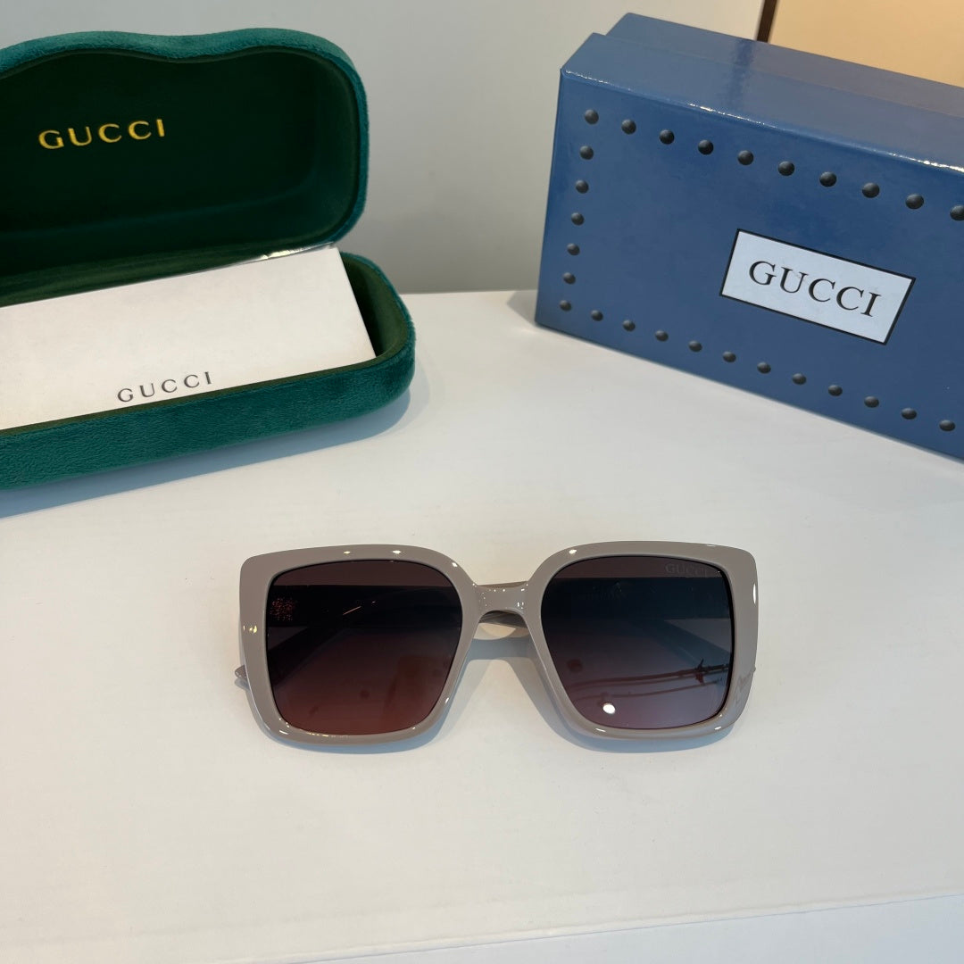 Gucci Oversized Silver Lens Sunglasses for Women - 448836 - detail image 5