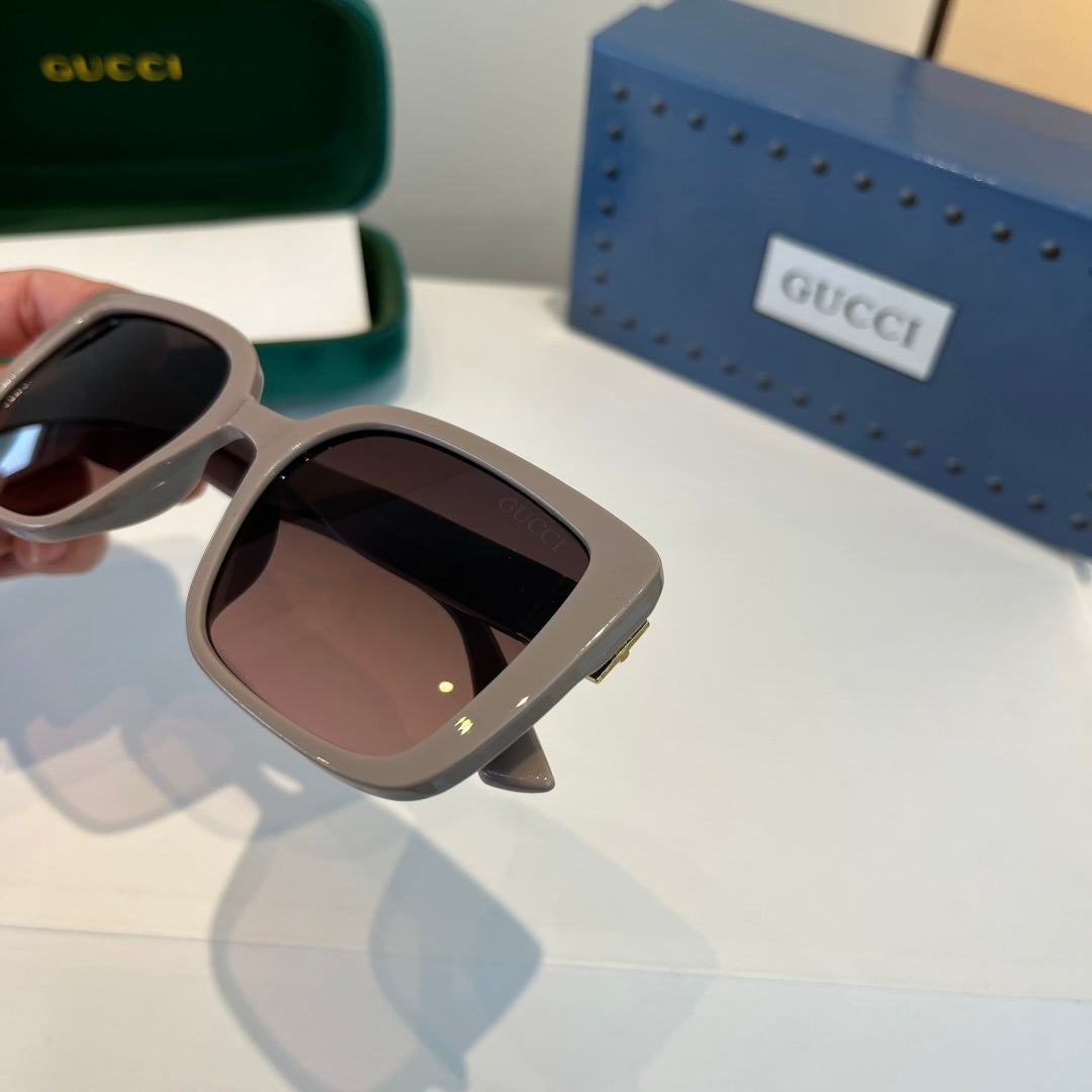 Gucci Oversized Silver Lens Sunglasses for Women - 448836 - detail image 6
