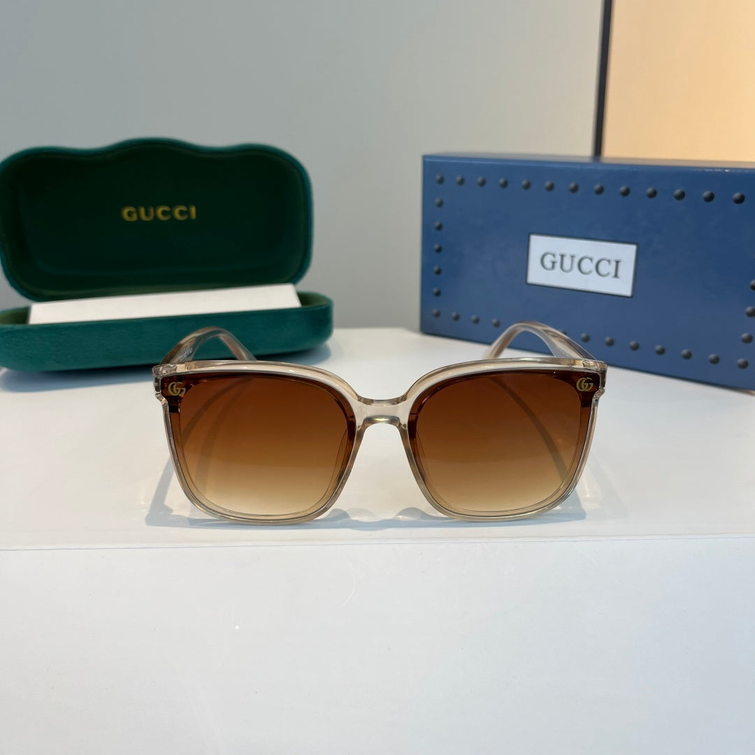 Gucci Oversized Brown Lens Sunglasses for Men & Women - 431404 - detail image 2