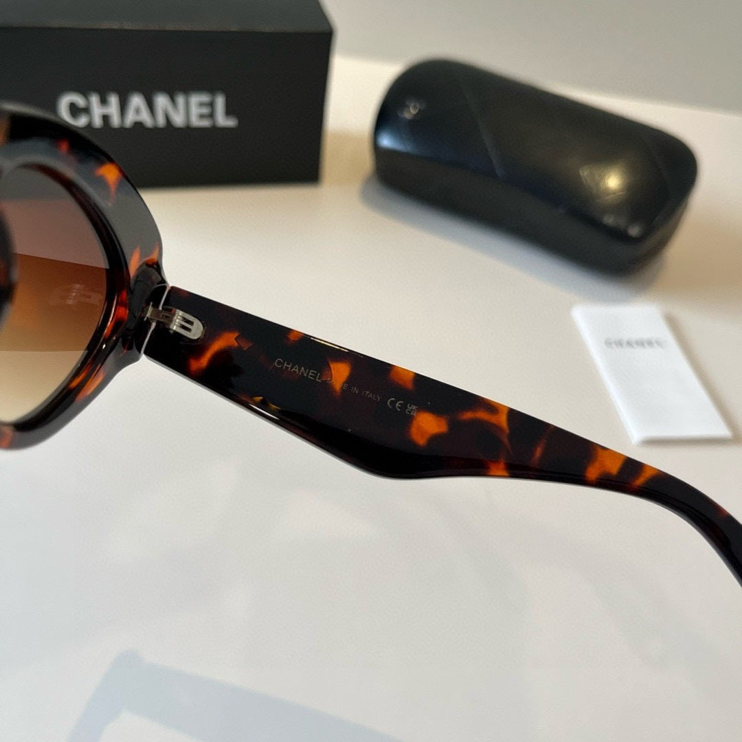 Chanel Fashion Black Lens Sunglasses for Men & Women - 431602 - detail image 9