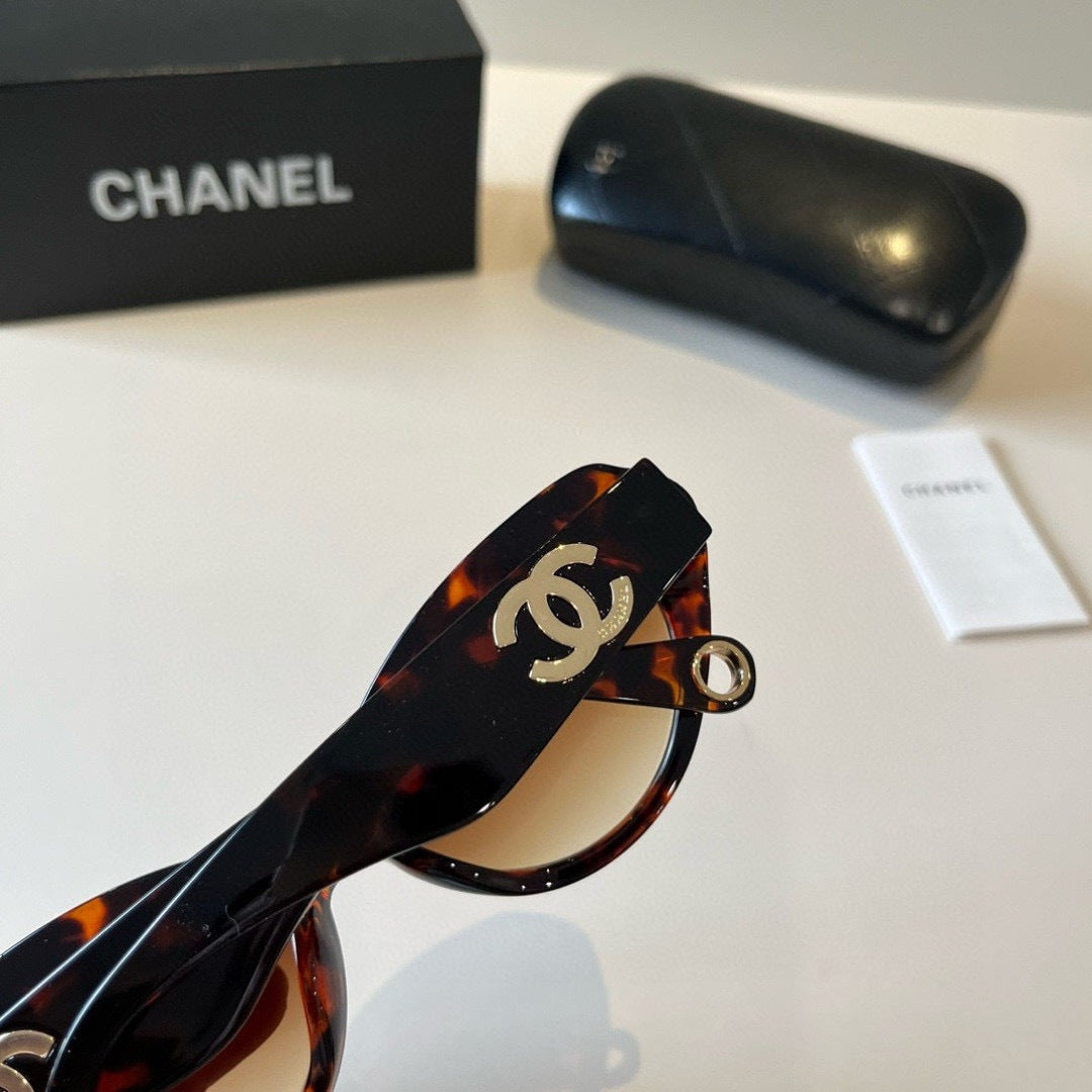 Chanel Fashion Black Lens Sunglasses for Men & Women - 431602 - detail image 5