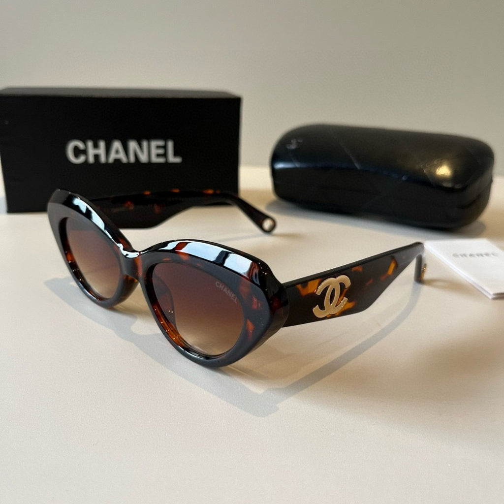 Chanel Fashion Black Lens Sunglasses for Men & Women - 465154 - detail image 3