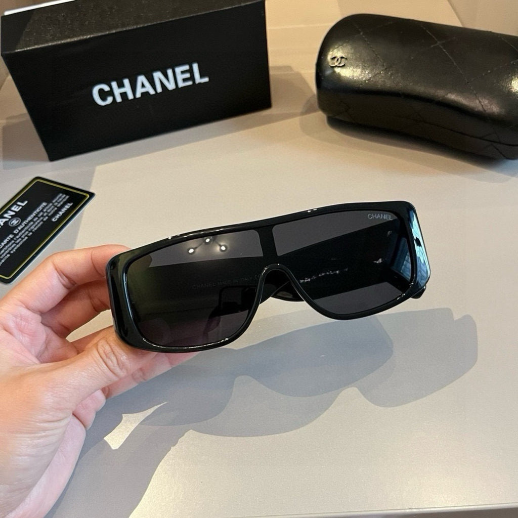 Chanel Fashion Black Lens Sunglasses for Men & Women - 486575 - detail image 6