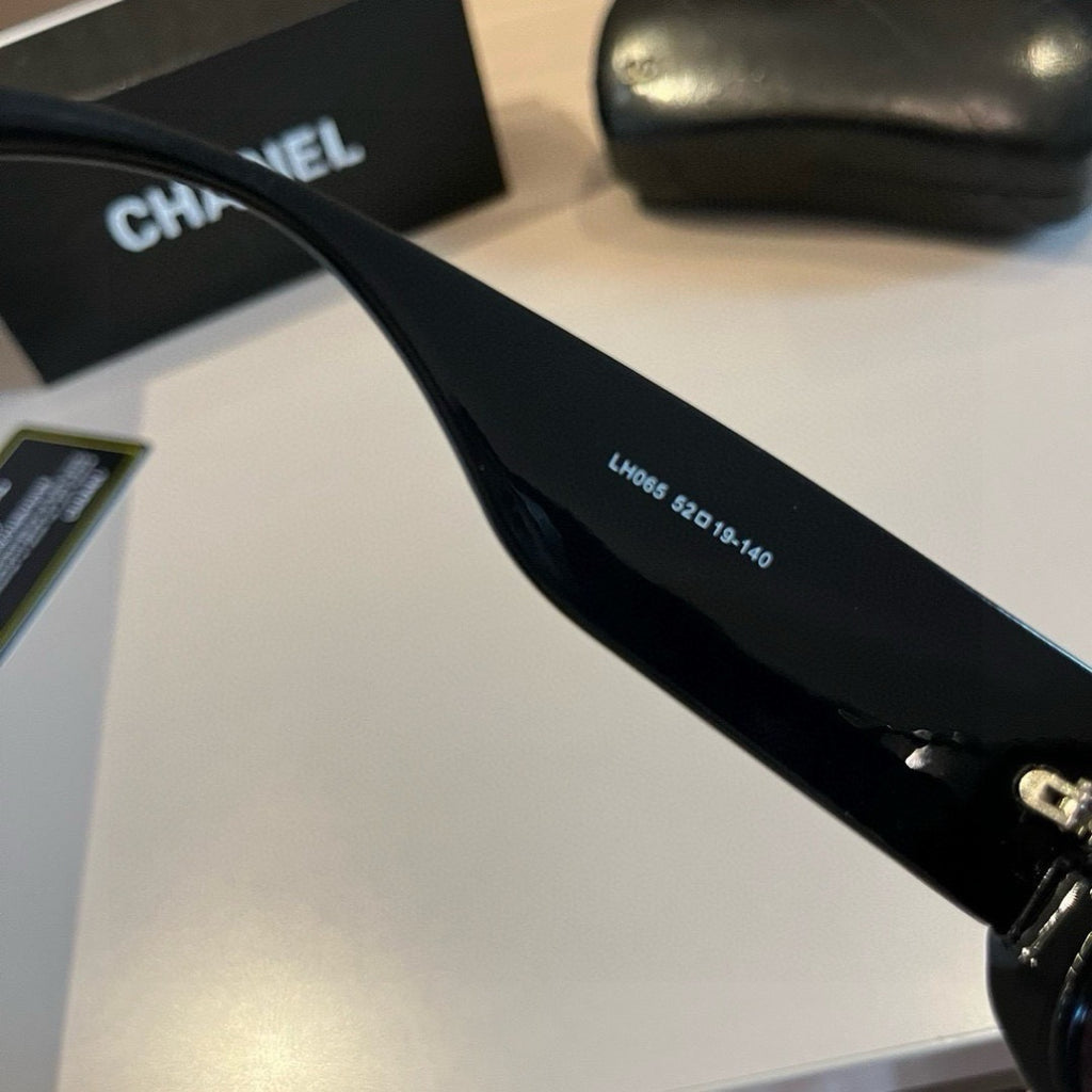 Chanel Fashion Black Lens Sunglasses for Men & Women - 486575 - detail image 8