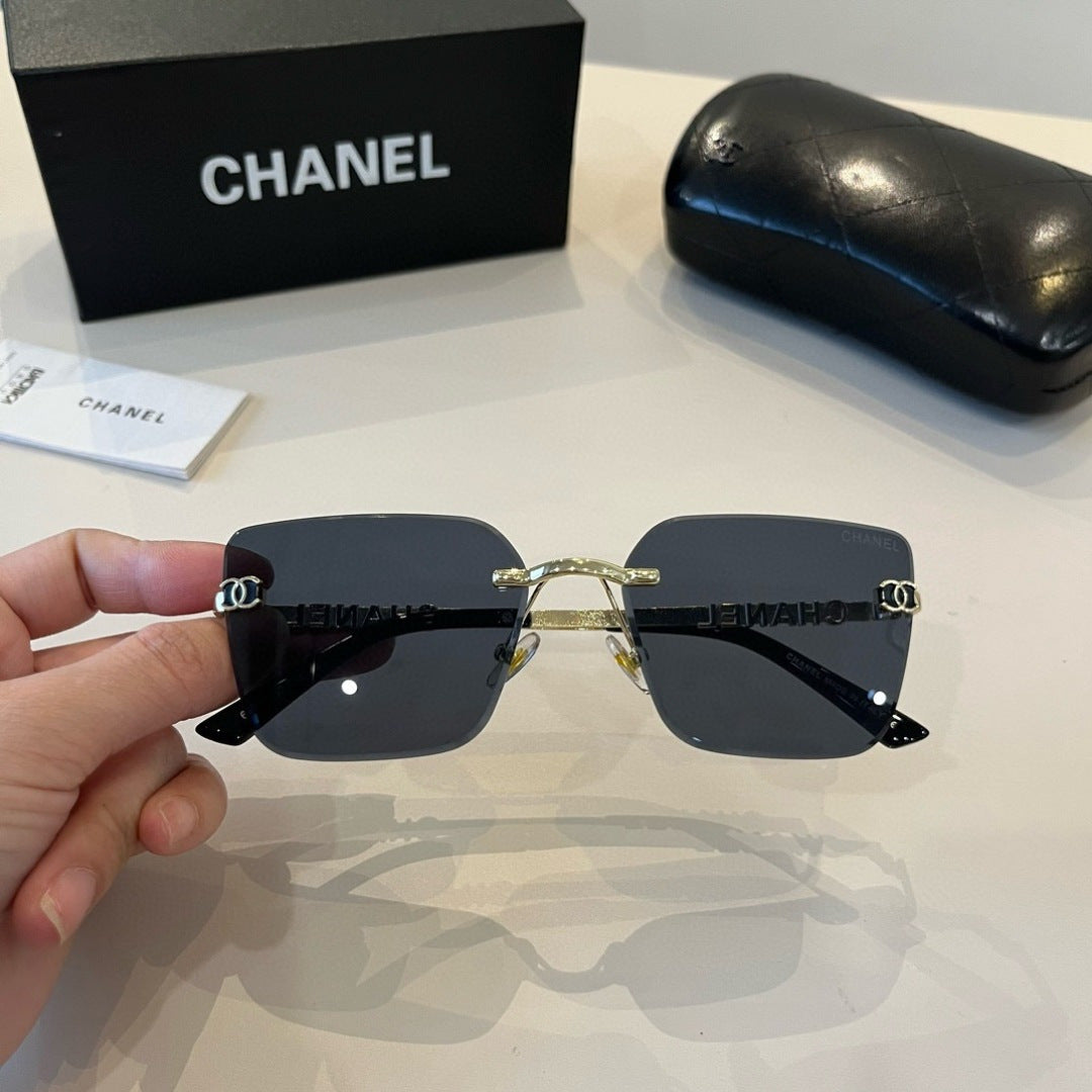 Chanel Oversized Silver Lens Sunglasses for Men & Women - 493475 - detail image 5