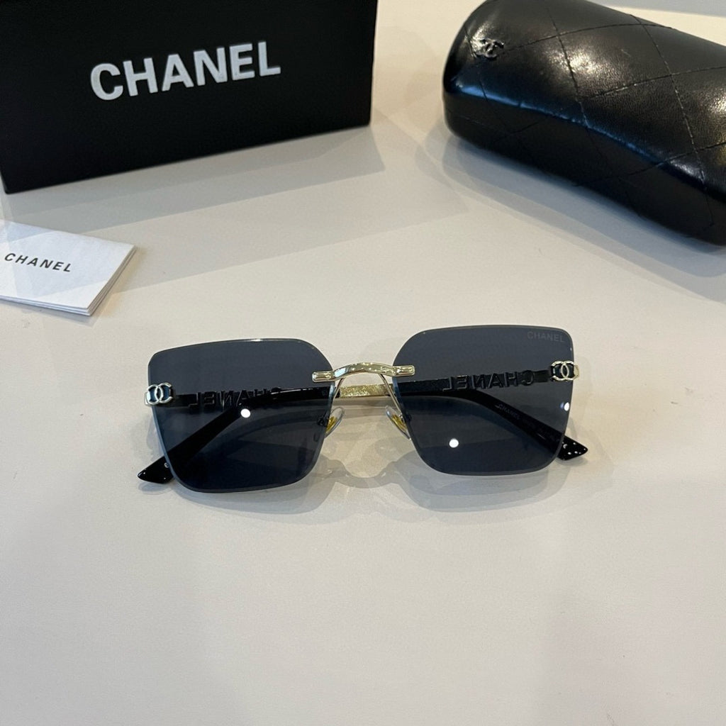 Chanel Oversized Silver Lens Sunglasses for Men & Women - 493475 - detail image 6