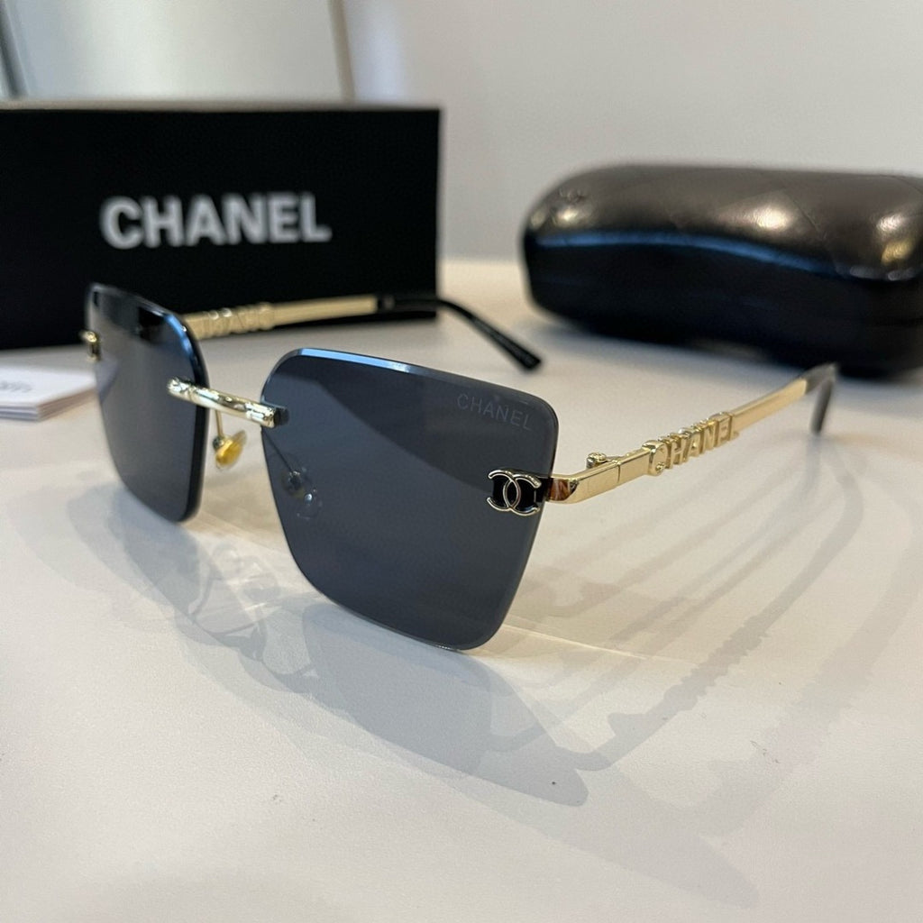 Chanel Oversized Silver Lens Sunglasses for Men & Women - 493475 - detail image 3
