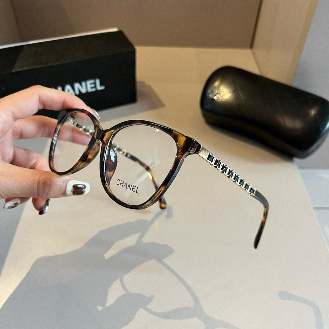 Chanel Blue-Light Fashion Silver Lens Sunglasses for Men & Women - 493555 - detail image 4