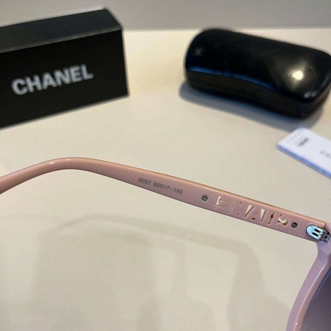 Chanel Fashion Black Lens Sunglasses for Men & Women - 465156 - detail image 6