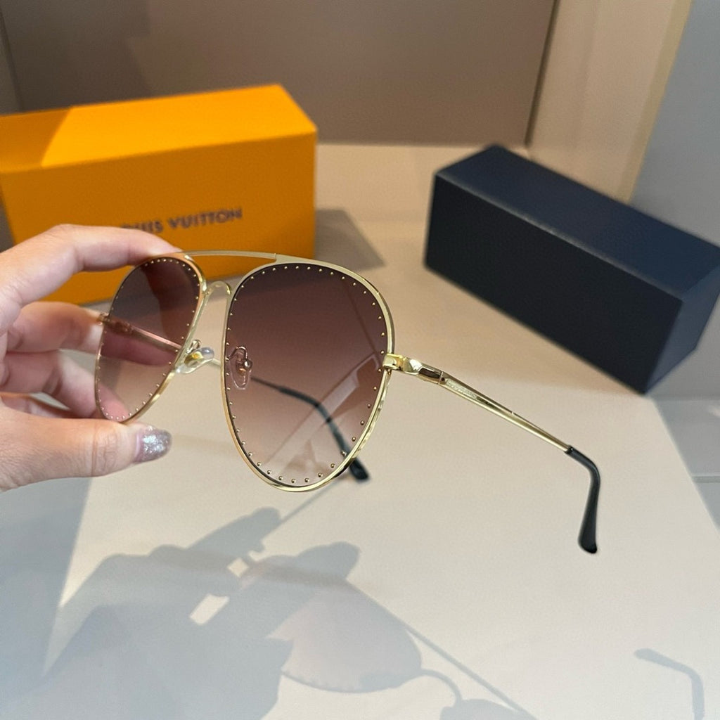 Louis Vuitton Metal Aviator Gold Lens Sunglasses for Men & Women - 493183 - detail image 3
