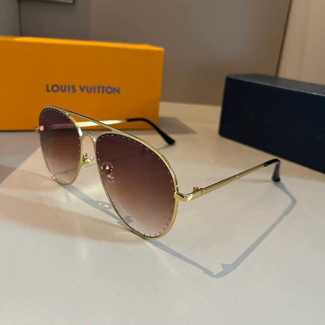 Louis Vuitton Metal Aviator Gold Lens Sunglasses for Men & Women - 493183 - detail image 2