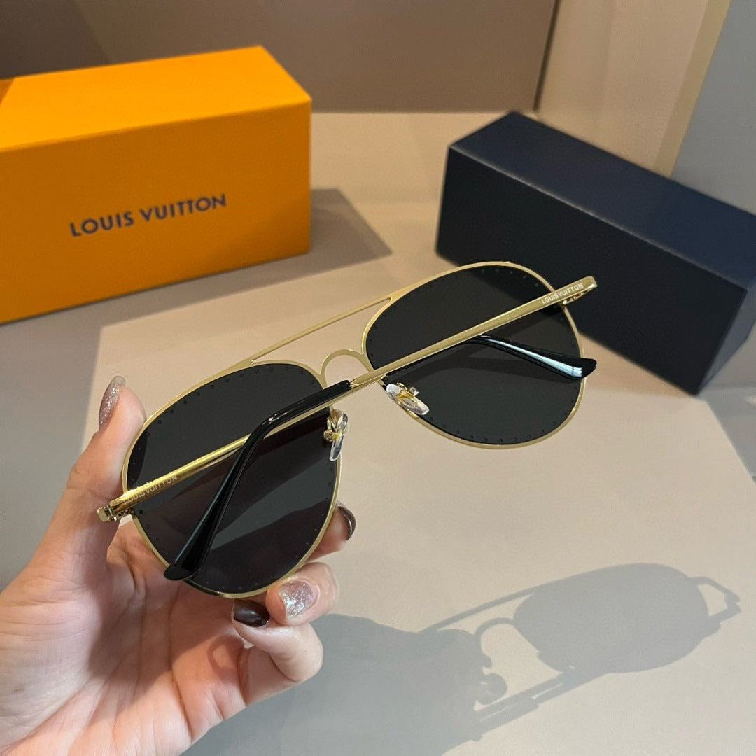 Louis Vuitton Metal Aviator Gold Lens Sunglasses for Men & Women - detail image 7