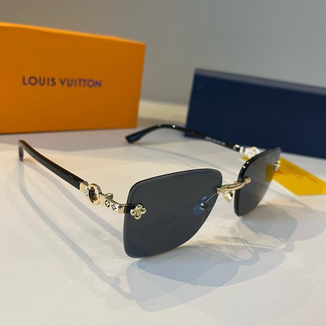 Louis Vuitton Fashion Silver Lens Sunglasses for Men & Women - 464740