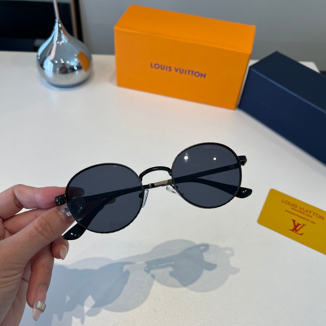 Louis Vuitton Fashion Black Lens Sunglasses for Men & Women - 431248 - detail image 5