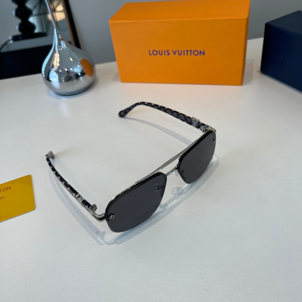 Louis Vuitton Metal Aviator Silver Lens Sunglasses for Men & Women - 431251