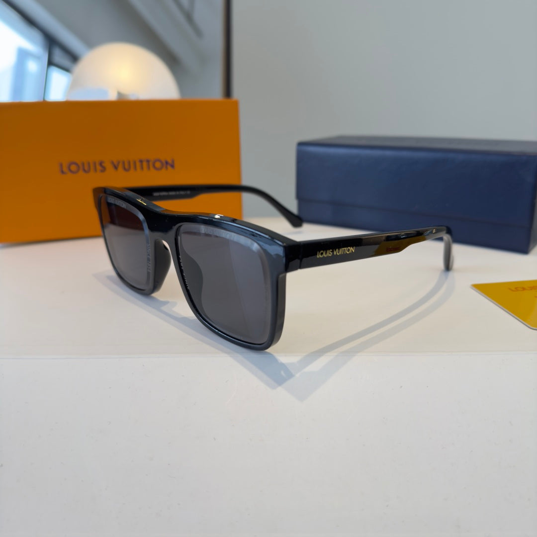 Louis Vuitton Fashion Black Lens Sunglasses for Men & Women - 431253 - detail image 3