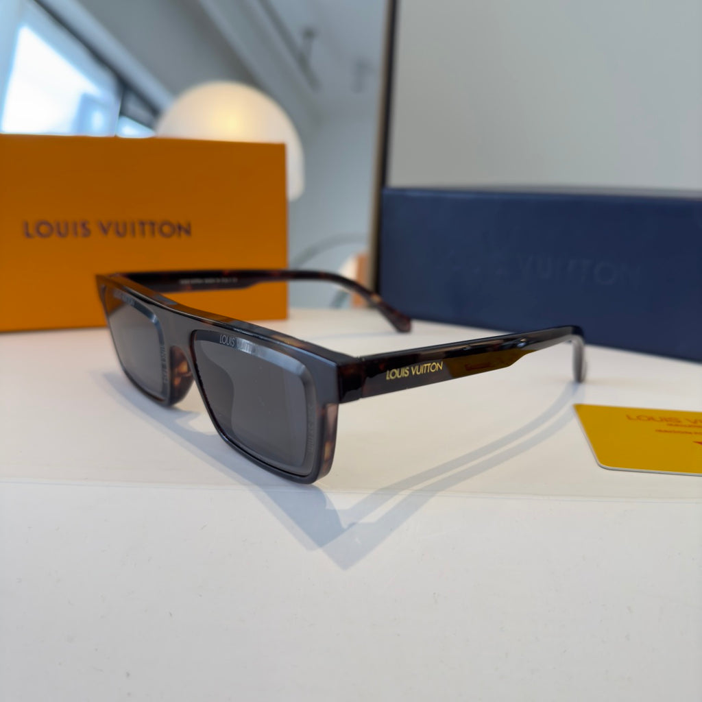 Louis Vuitton Fashion Black Lens Sunglasses for Men & Women - 431255 - detail image 3