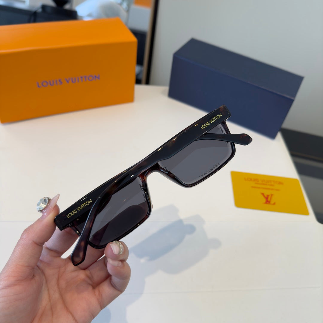 Louis Vuitton Fashion Black Lens Sunglasses for Men & Women - 431255 - detail image 8