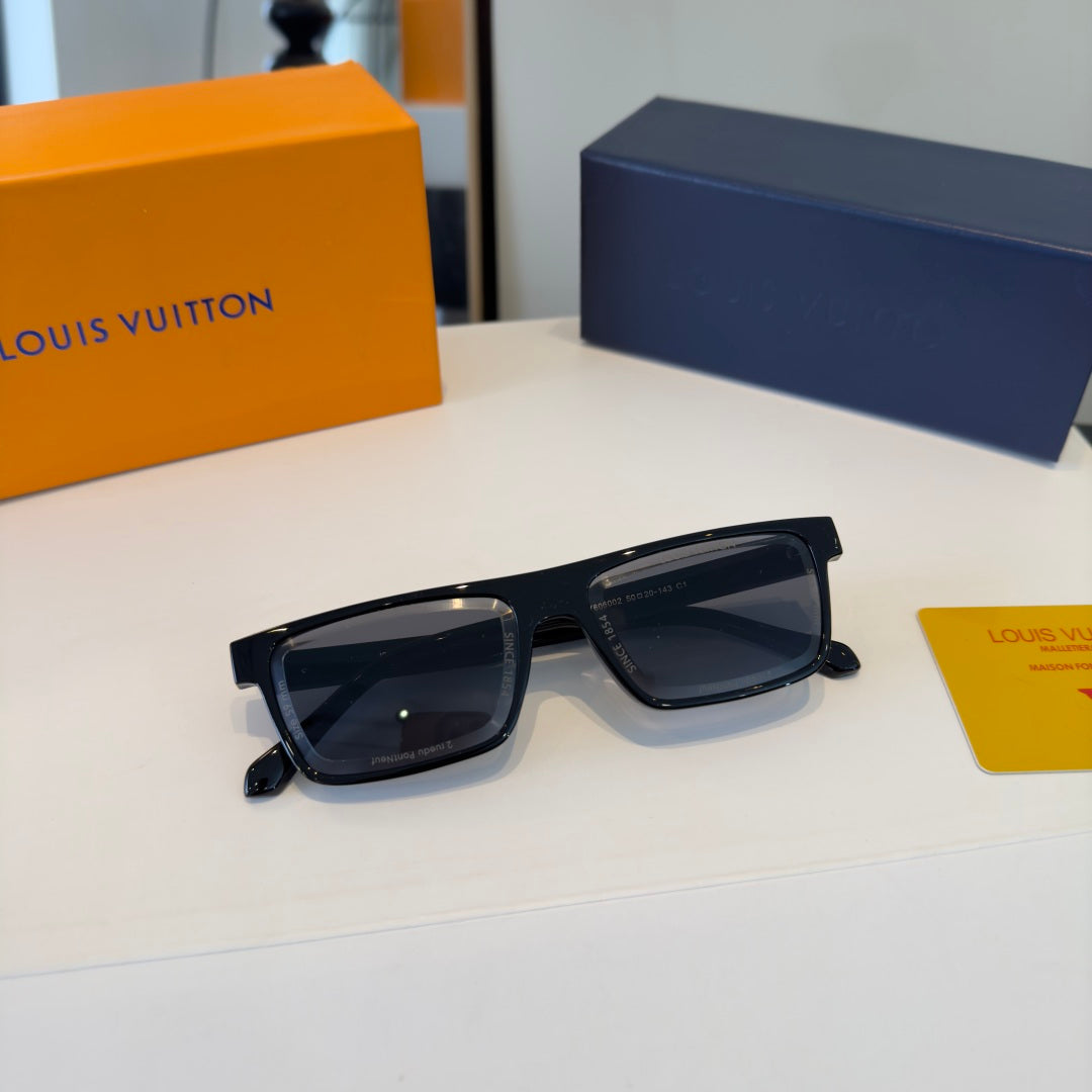 Louis Vuitton Fashion Black Lens Sunglasses for Men & Women - 431256 - detail image 6