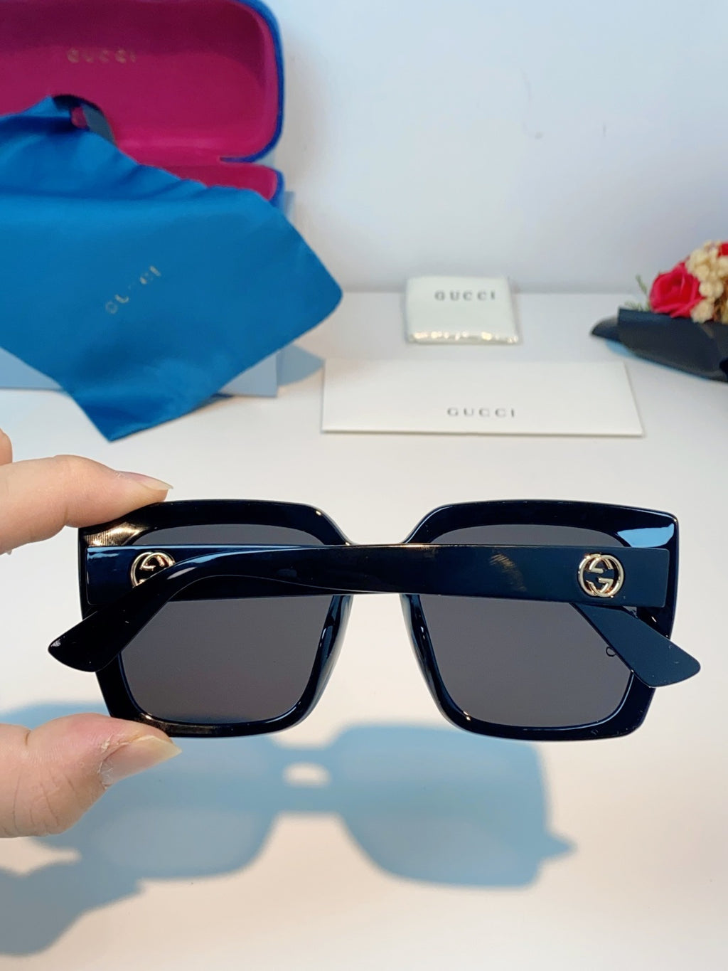 Gucci Polarized Fashion Black Lens Sunglasses for Men & Women - 448770 - detail image 5