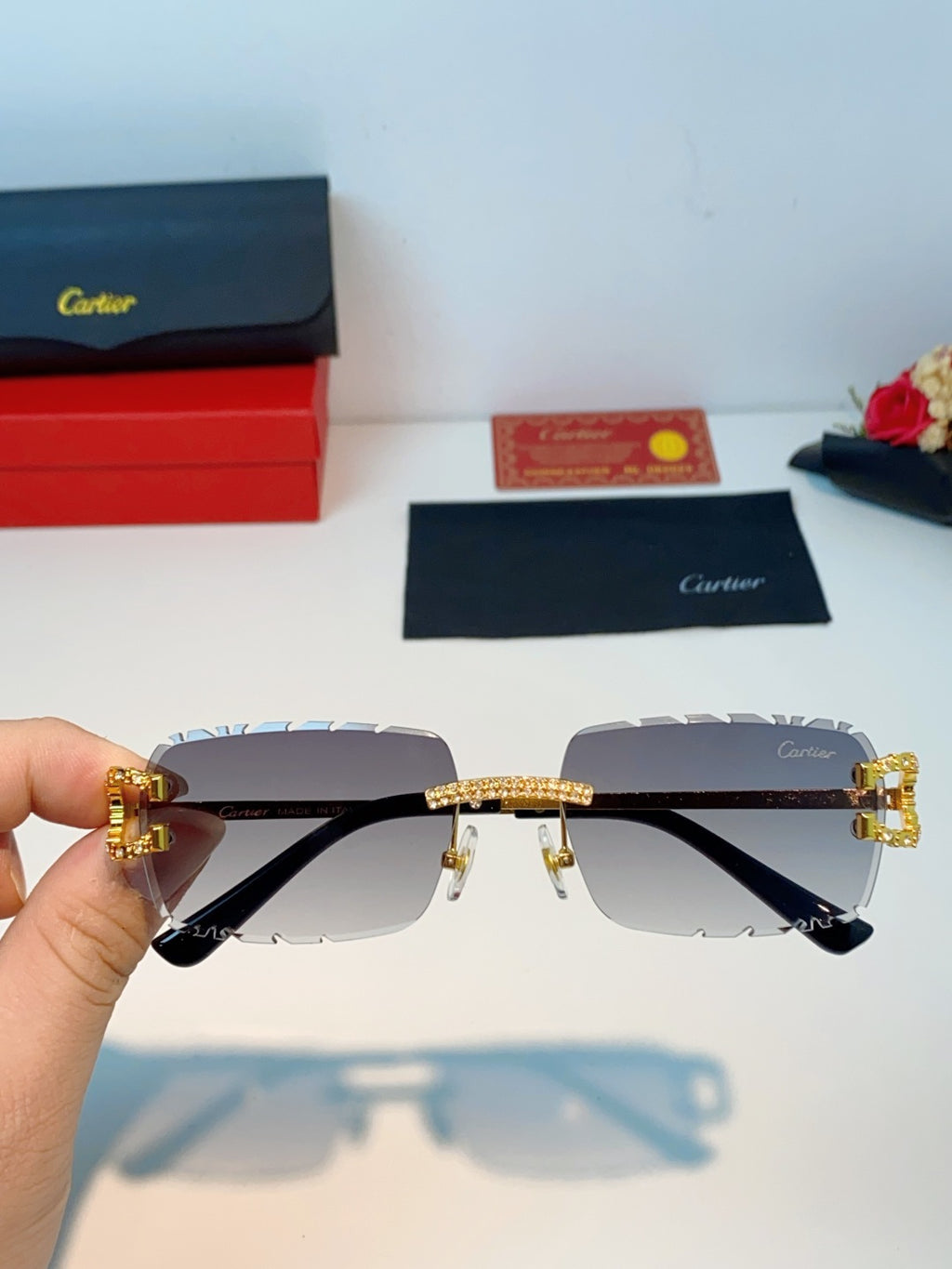 Cartier Fashion Gray Lens Sunglasses for Men & Women - 415948 - detail image 4