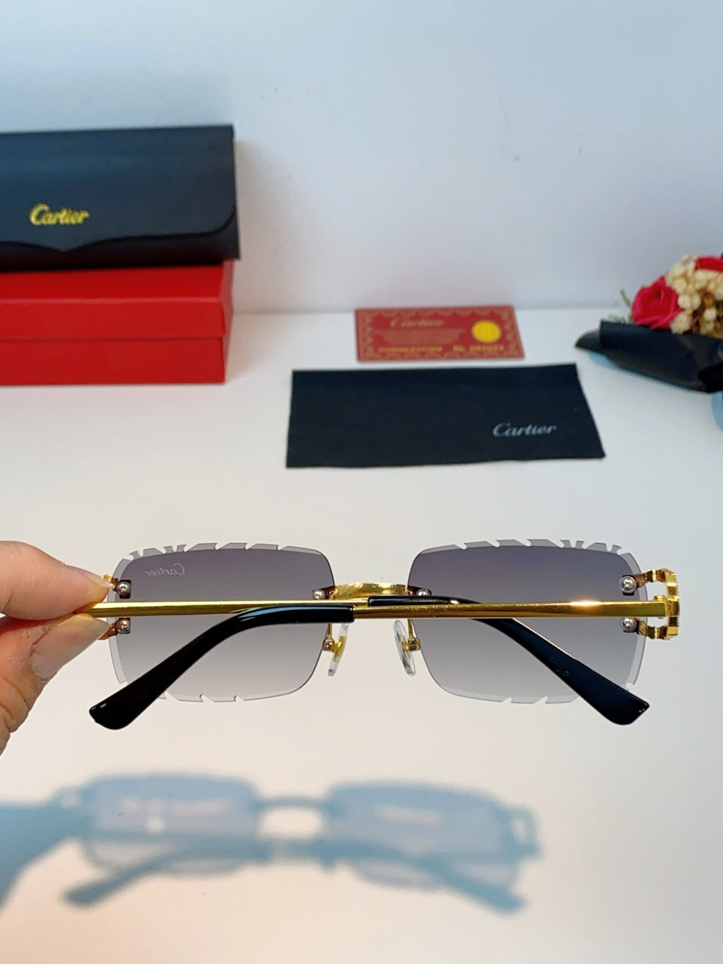 Cartier Fashion Gray Lens Sunglasses for Men & Women - 415948 - detail image 5