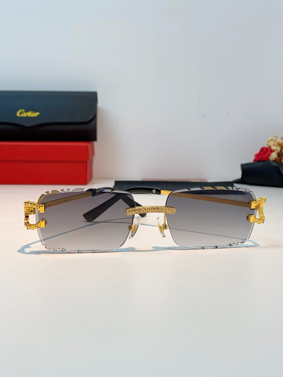 Cartier Fashion Gray Lens Sunglasses for Men & Women - 415948 - detail image 2