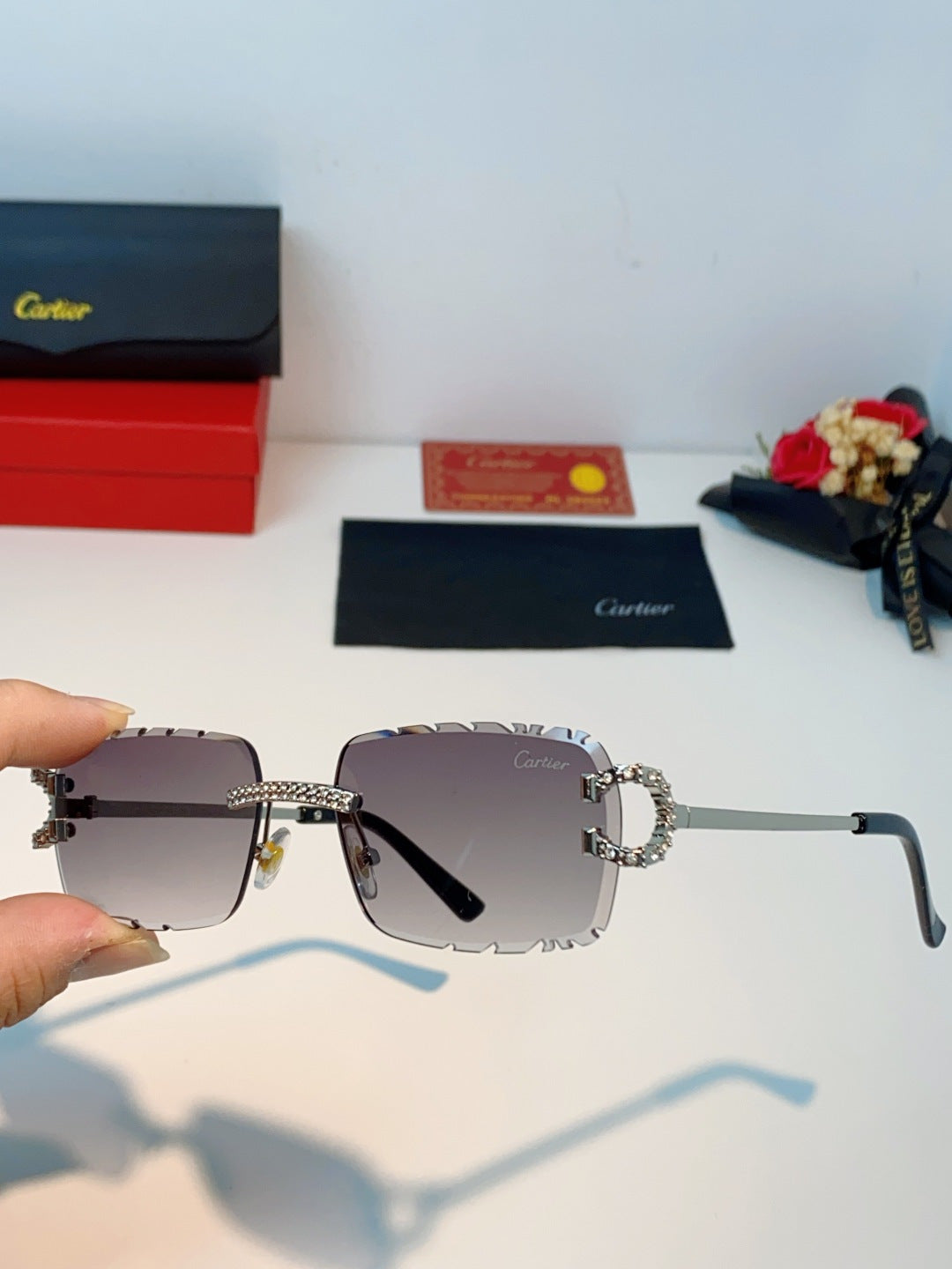 Cartier Fashion Gray Lens Sunglasses for Men & Women - 415949 - detail image 6