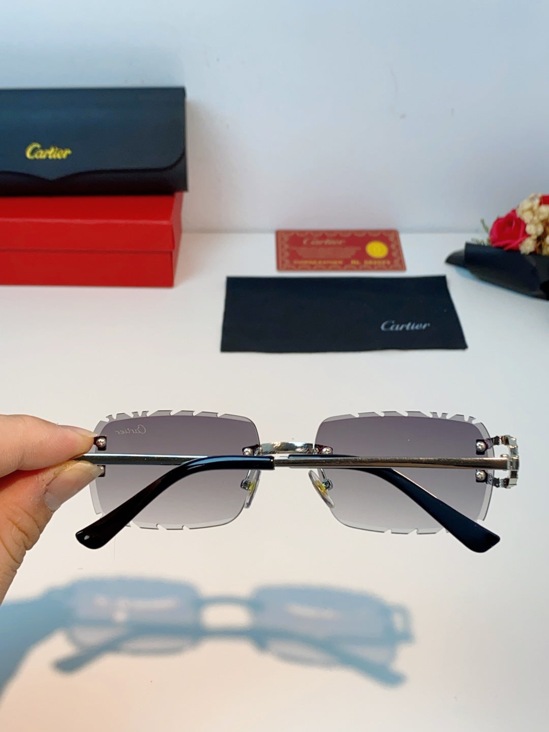 Cartier Fashion Gray Lens Sunglasses for Men & Women - 465910 - detail image 5