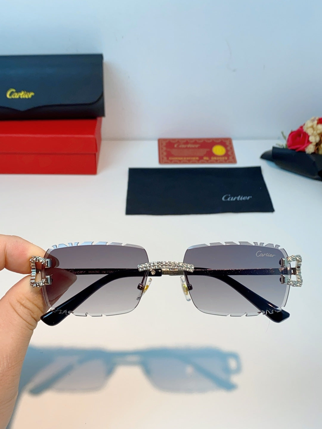 Cartier Fashion Gray Lens Sunglasses for Men & Women - 415949 - detail image 4