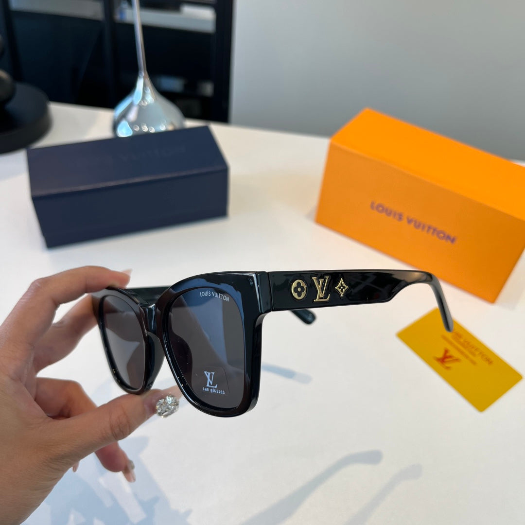 Louis Vuitton Metal Fashion Black Lens Sunglasses for Men & Women - detail image 10
