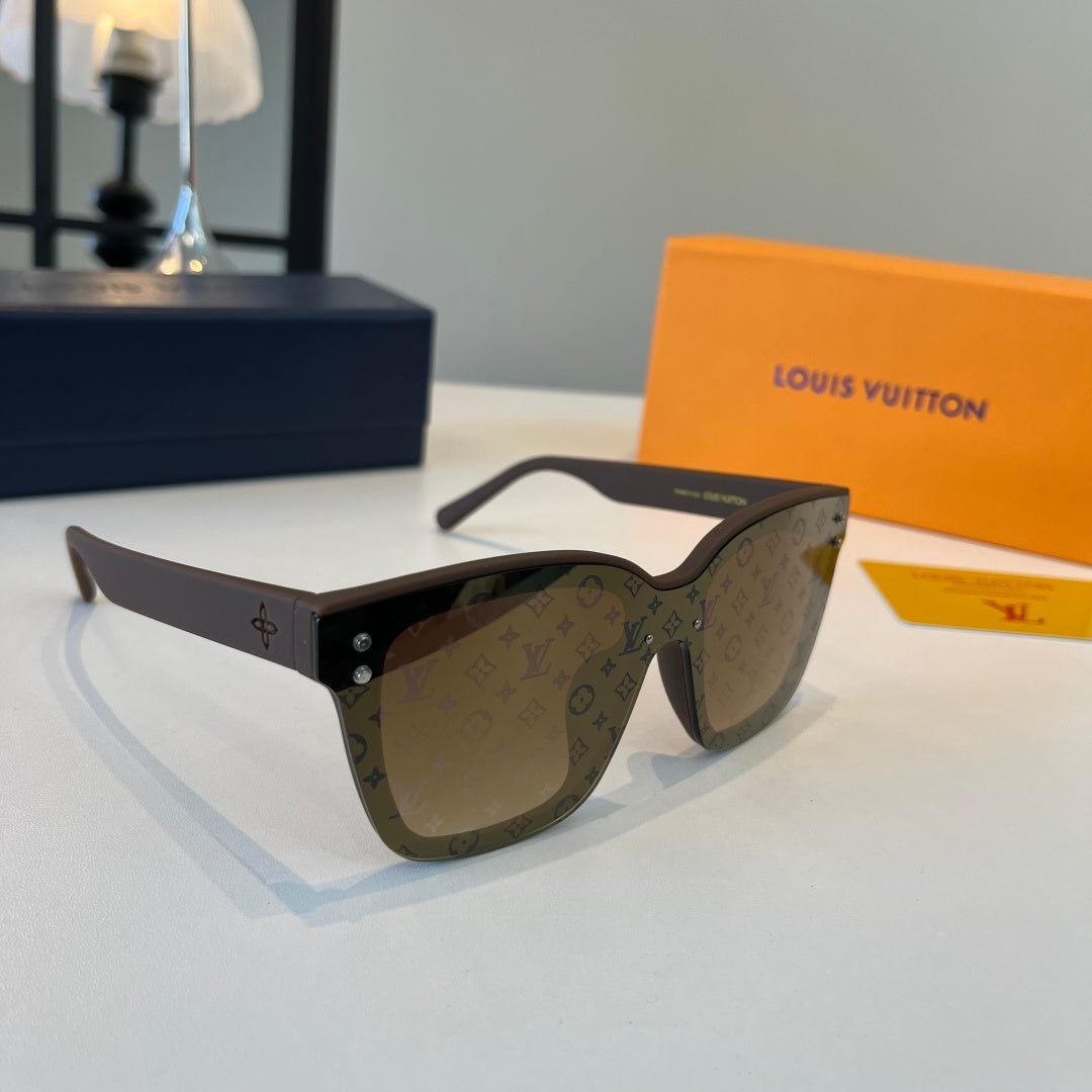 Louis Vuitton Fashion Black Lens Sunglasses for Men & Women - 493177