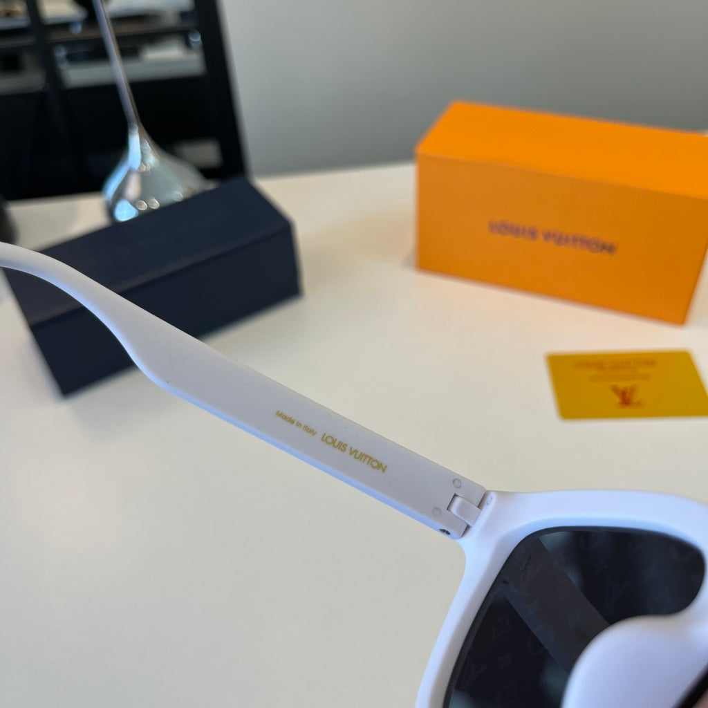 Louis Vuitton Fashion Silver Lens Sunglasses for Men & Women - detail image 9