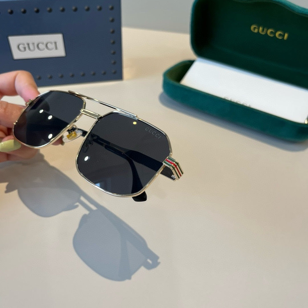 Gucci Metal Aviator Black Lens Sunglasses for Men & Women - 486342 - detail image 8