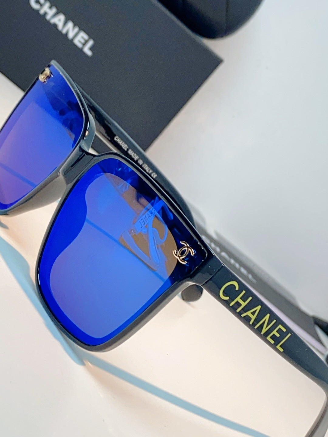 Chanel Polarized Oversized Blue Lens Sunglasses for Men & Women - detail image 7