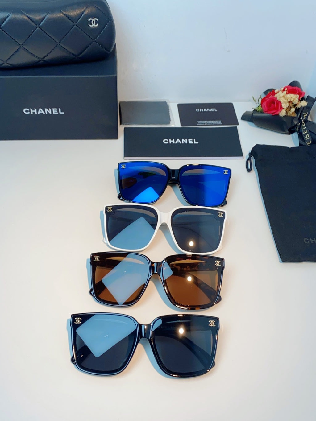 Chanel Polarized Oversized Gray Lens Sunglasses for Men & Women - 493626 - detail image 12