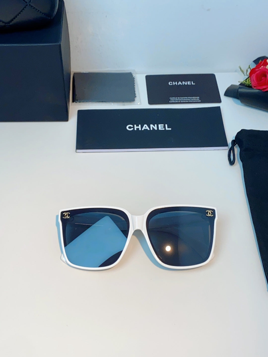 Chanel Polarized Oversized Gray Lens Sunglasses for Men & Women - 493626 - detail image 9