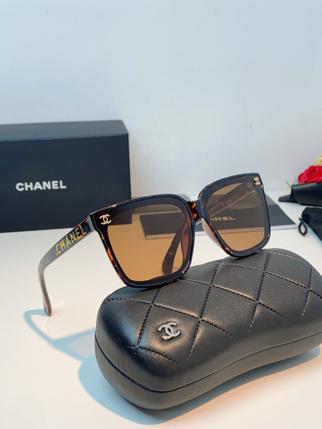 Chanel Polarized Oversized Brown Lens Sunglasses for Men & Women - detail image 10