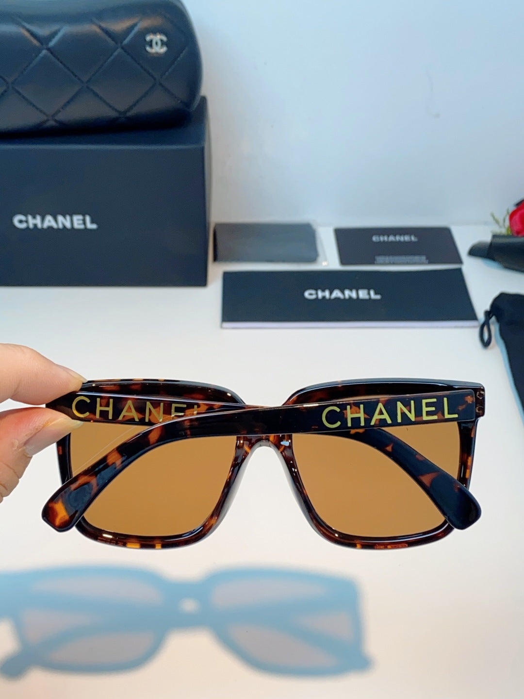 Chanel Polarized Oversized Brown Lens Sunglasses for Men & Women - detail image 5