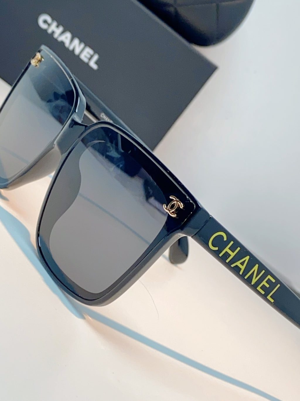 Chanel Polarized Oversized Gray Lens Sunglasses for Men & Women - detail image 7