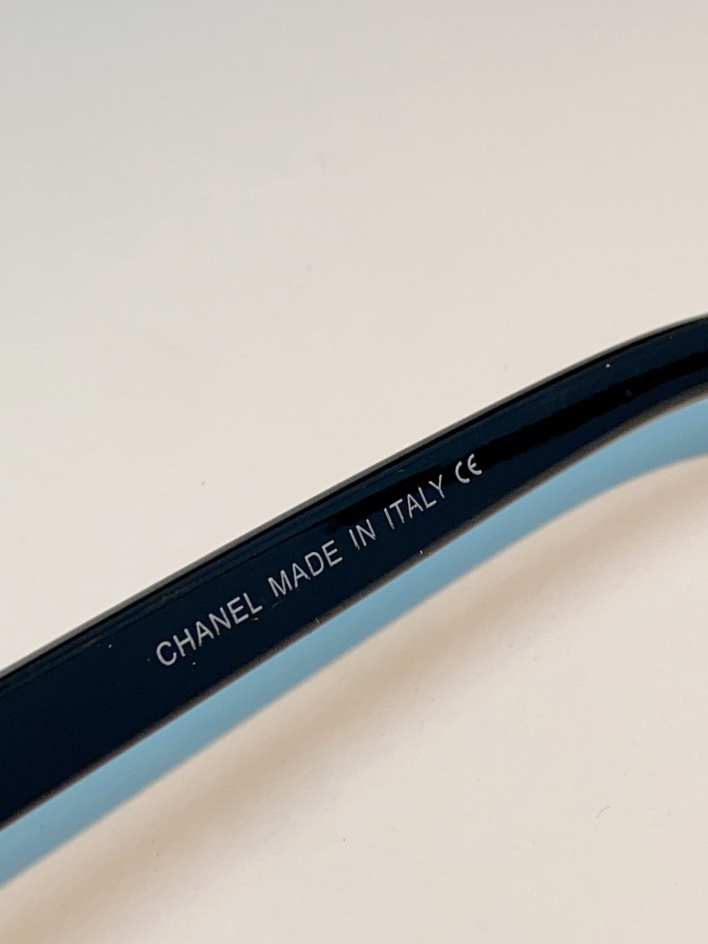 Chanel Polarized Oversized Gray Lens Sunglasses for Men & Women - detail image 8