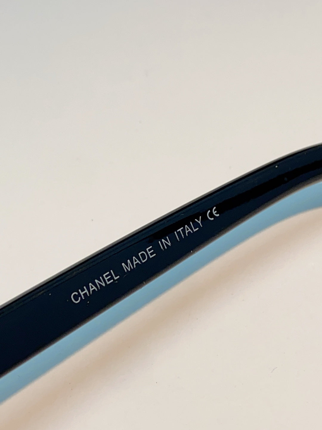 Chanel Polarized Oversized Gray Lens Sunglasses for Men & Women - detail image 8