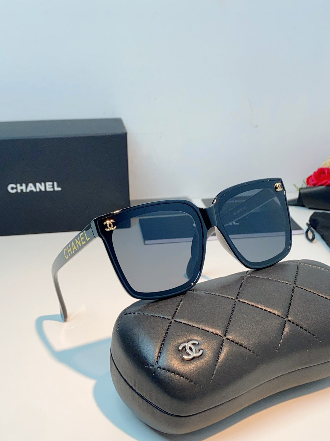 Chanel Polarized Oversized Gray Lens Sunglasses for Men & Women - detail image 10