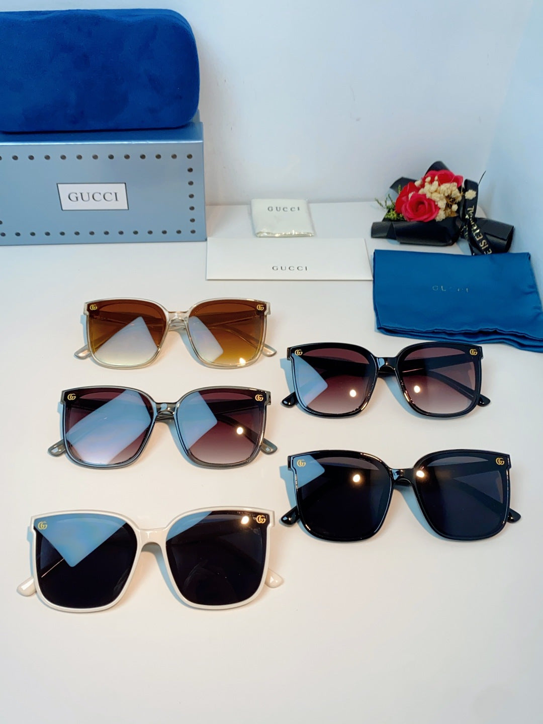Gucci Fashion Black Lens Sunglasses for Men & Women - detail image 12